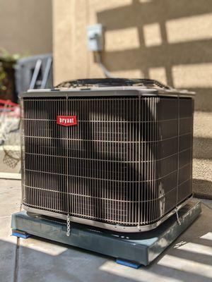 Bryant 4 ton 14 seer A/C with new pad. Model#105ANA048-A