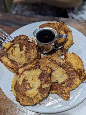 Cinnamon roll french toast