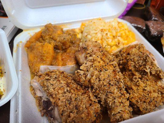 Fried Chicken with sides of Mac & Cheese and Yams