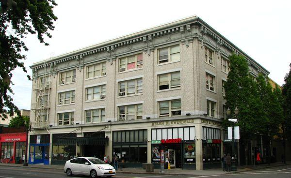 Helen's Market on the corner below Swindell apartments.