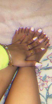 Gel fullest and gel pedicure