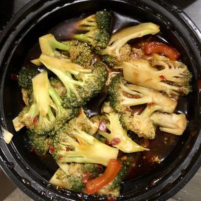 E12. Sautéed Broccoli with Garlic Sauce $11.95