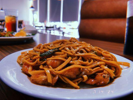 Shrimp Lo Mein