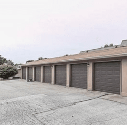 String of garages. Kenny fixed my fathers.