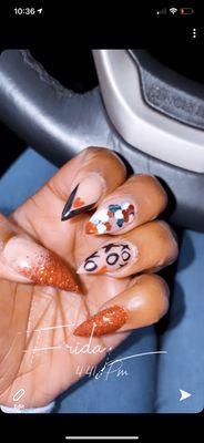 Thanks to cece on my Valentine's Day nails she is awesome! I them girl