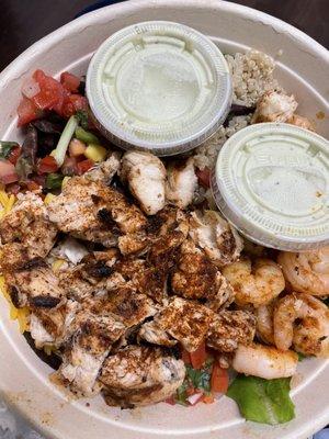 West Coast chicken bowl with quinoa and shrimp added. With avocado lime sauce. With out the lid so you all can see the full experience lol