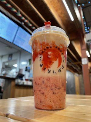 Amazing strawberry boba