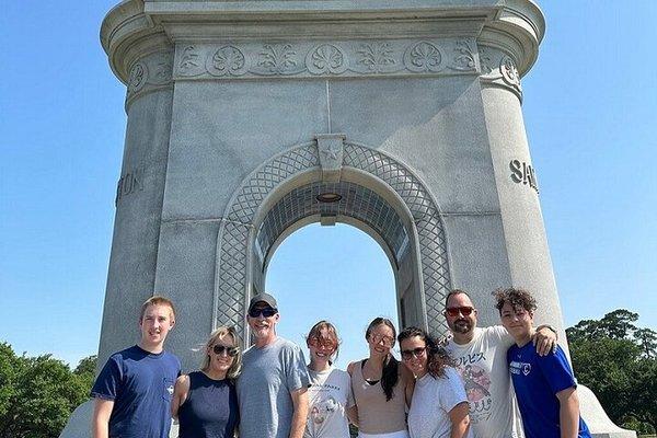 Guest enjoy a Sightseeing Tour of Houston.