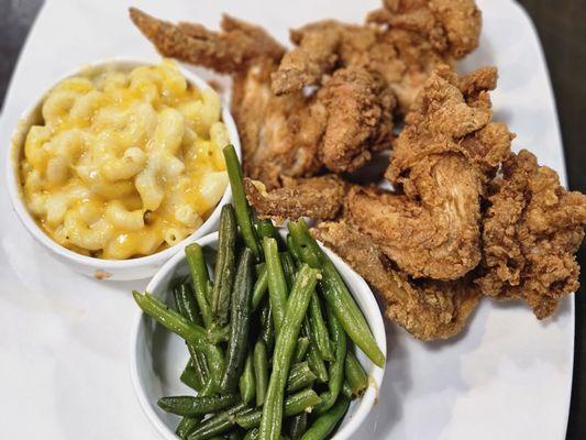 Whole wing dinner with green beans and macaroni and cheese