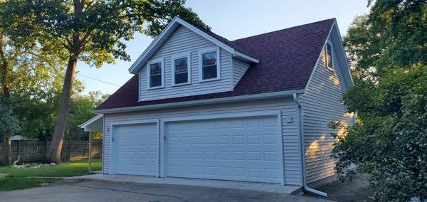 30x24 Reverse Gable 12/12 with 15' Gable dormer and side patio roof