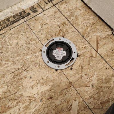 Replacement toilet flange