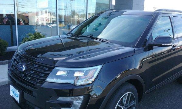 2017 Explorer sport loaded  Def thinking of this one but , luv the options close 6 pm