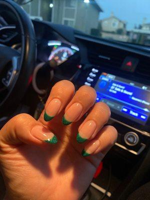 Green sparkly tips