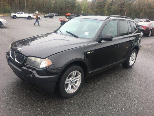 05 BMW X3 3.0i This black beauty is $1200 below NADA's SRP of $7275 More pics at www.horselesscarriage.biz