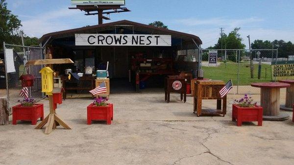 Best tomatoes and hot boiled peanuts in town.