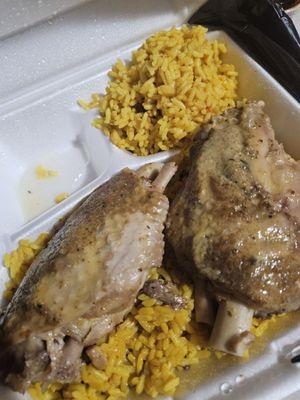 Turkey wings with yellow rice