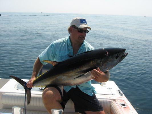 The CUZ maintains a federal license to catch pelagic species like the giant bluefin tuna too. This examaple was a recreational fish (73").