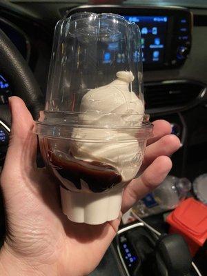 Medium hot fudge sundae $4