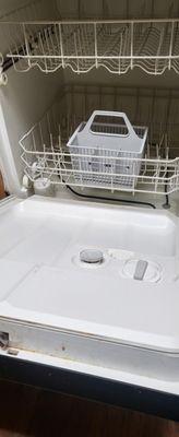 Other view of the dishwasher