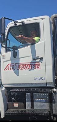 A&B TOWING AND JUNK CARS