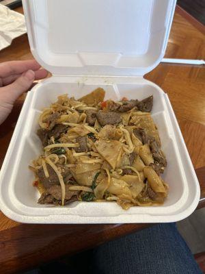 Drunken noodles with beef