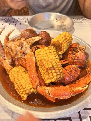 Snow crab and lobster