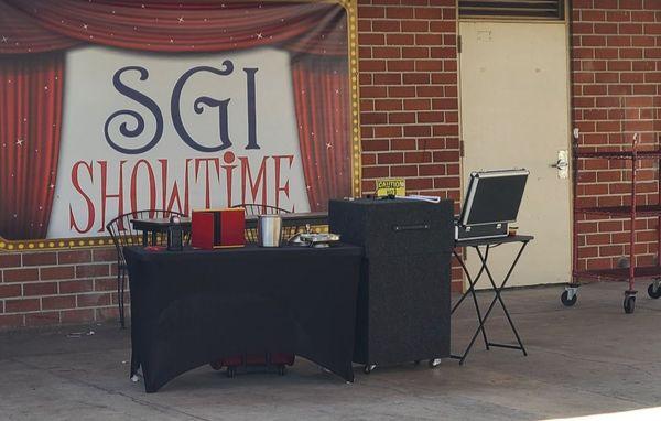 Magic show set up! SGI ROCKS!