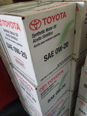 Original Toyota 0w20 full synthetic oil