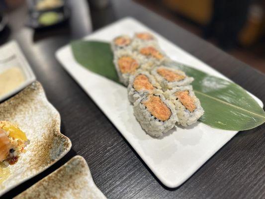 Spicy Salmon Roll