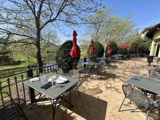 Outdoor Patio is Dreamy