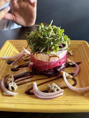 Roasted beet salad