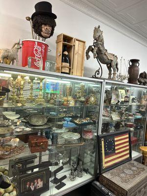 Antiques & Collectibles Buyers, LLC