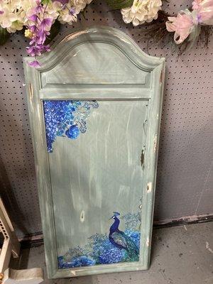 I thought this peacock painted more was beautiful thought it was chipped