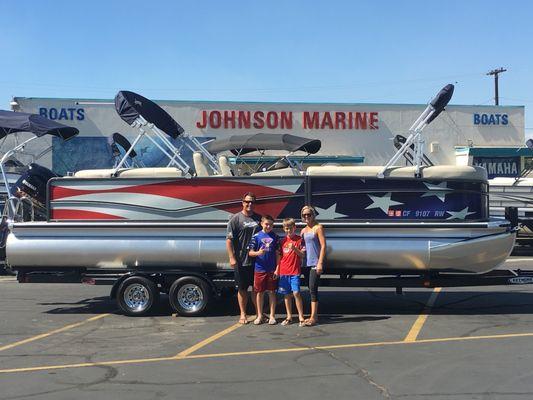 BEAUTIFUL CUSTOM PONTOON