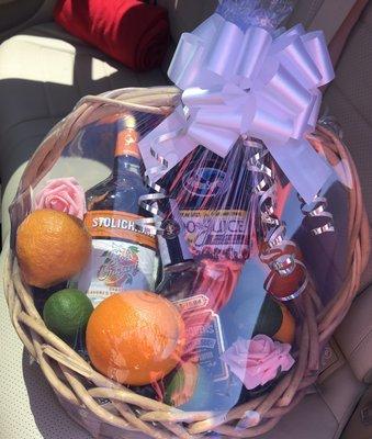 Cosmo gift basket