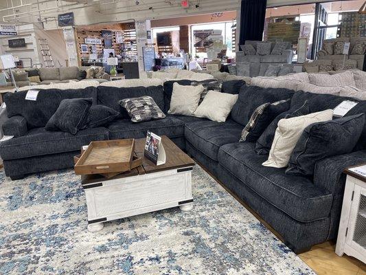 Ashley signature 3 piece sectional