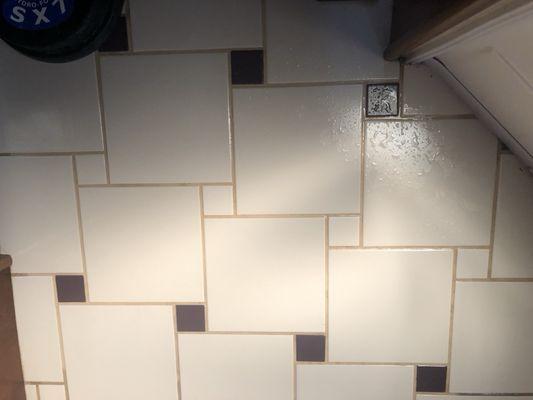 ...tile and grout after cleaning!