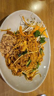 Chicken pad thai