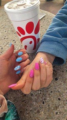 I got blue oval with cow print on ring finger and my friend got pink coffin with cow print on the ring finger