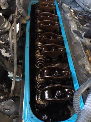 Replacing Camshaft & Intake Manifold For High Performance Chevy