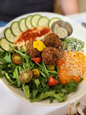 Falafel bowl