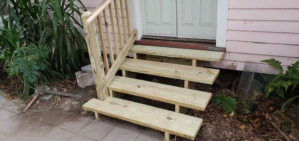 Customer wanted steps for father.  The treads are 2"×12" and the rise is 4 3/4",added a hand banister.