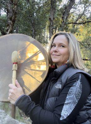 Meet your host, Laurie Light. Drum journeys for the soul.