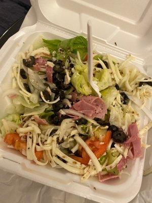 Chef's salad. Bad pic but really good! A classic simple salad.