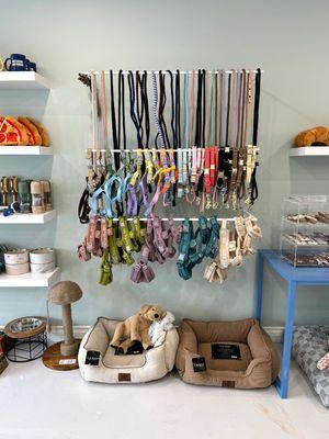 Stocked with high-quality leashes and harnesses that not only look good but feel great for your pups! Plus, extra comfy dog beds.