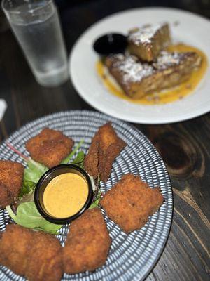 Catfish and pumpkin fresh toast