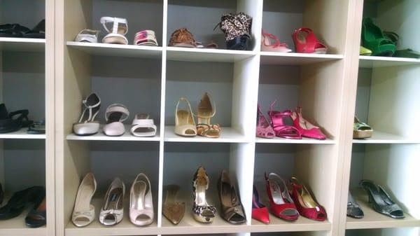 Tons of great women's shoes