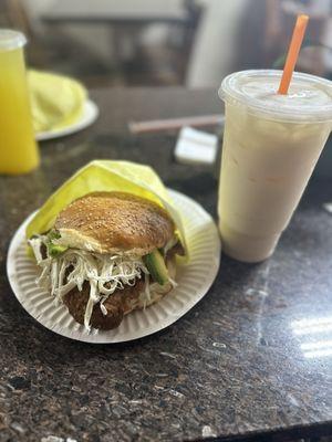 Chemita de Milanesa y una horchata