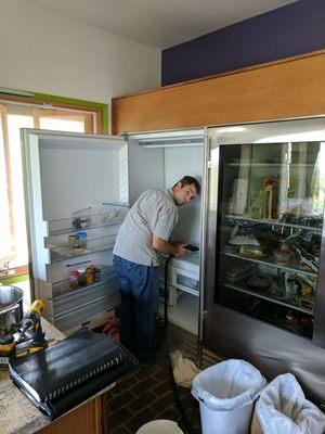 Big Sub-Zero - VP reliable fix any Sub-Zero refrigerators!