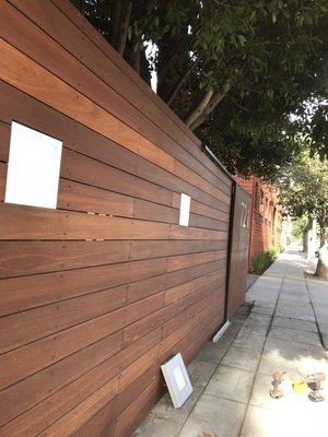 Mangaris Fence refinish